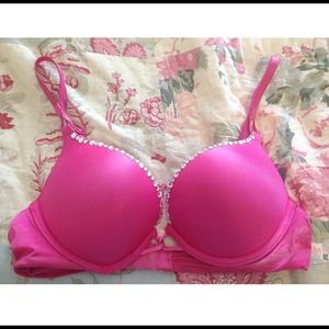 Victoria's Secret miraculous plunge