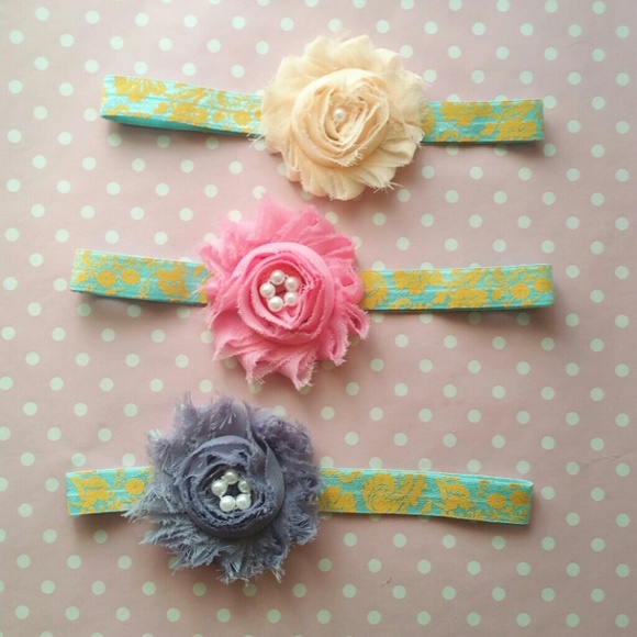 SOLD--Baby Headband
