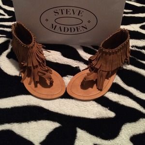Steve Madden cognac suede sandals size 6