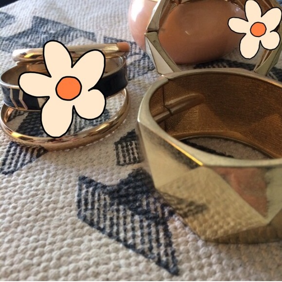 Bracelets / Bangles - Picture 3 of 3