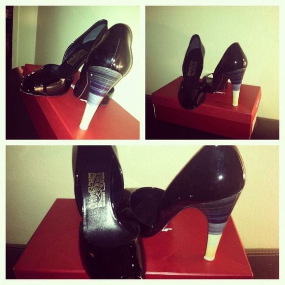 💐💕AUTHENTIC SALVATORE FERRAGAMO PEEK TOE PUMP💐 - Picture 4 of 8