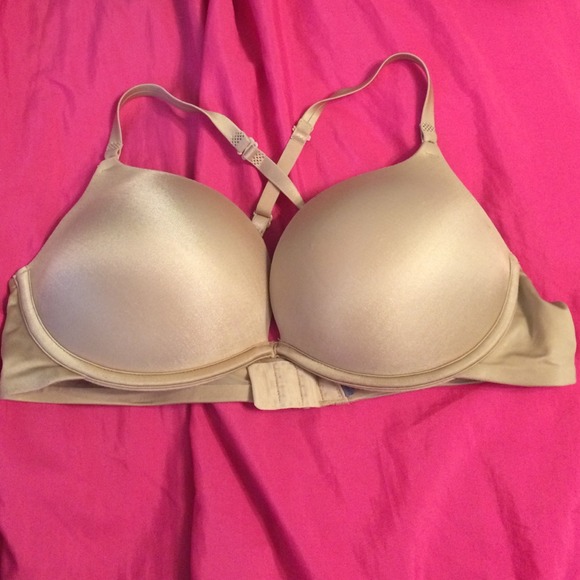Push-up nude bra