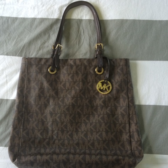 Michael Kors monogram tote