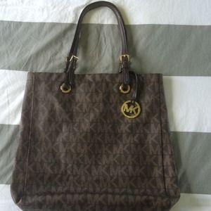 Michael Kors monogram tote