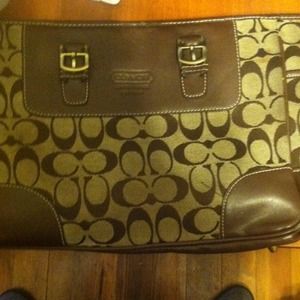 Authentic coach bag  8 $today!!