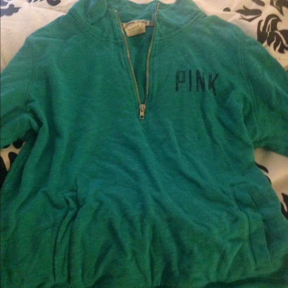 VS PINK Half Zip!