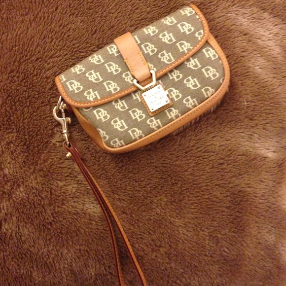 Dooney & Burke wristlet