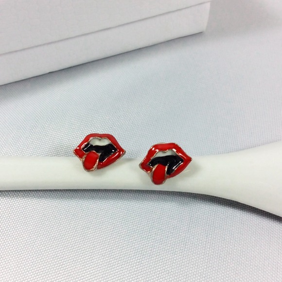 💥SALE💥Lips Rock N' Roll Stud Earrings - Picture 3 of 4
