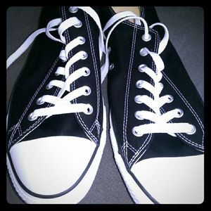 *Black  chucks* new