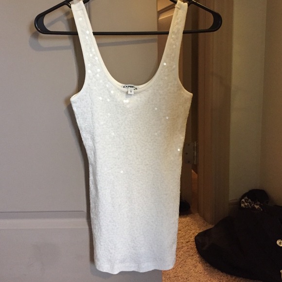 SOLD IN BUNDLE* Express tank