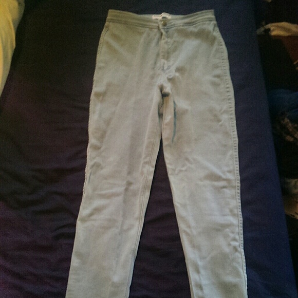 AA easy jeans M 🚫🚫ON HOLD🚫🚫