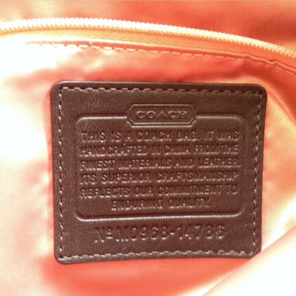 Additional pictures of the Kirsten Coach Bag - Picture 2 of 3