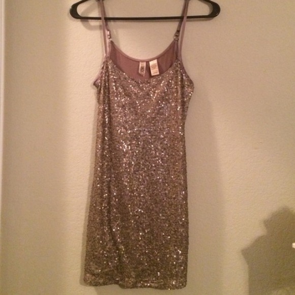 🎉3 item Sale! - Picture 2 of 3