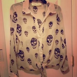 Vintage Havana tie front blouse top skulls