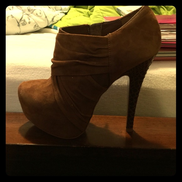 H by Halston high heel booties