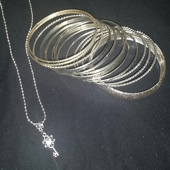 Plus size bangles plus necklace