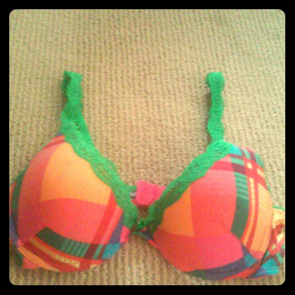 Flirtitude pushup bra