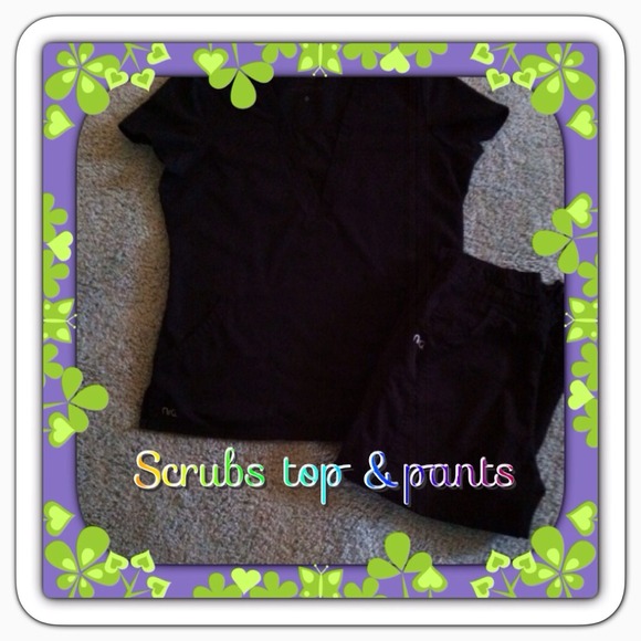 Scrubs - Picture 2 of 2