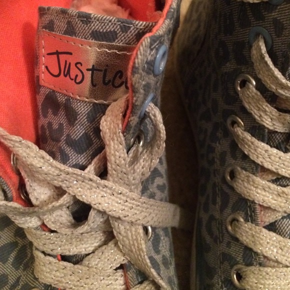 😍leopard print high tops - Picture 2 of 3