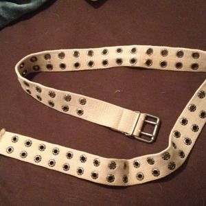American Eagle Outfitters belt