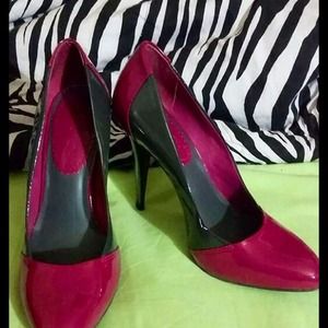 Color blocks heels