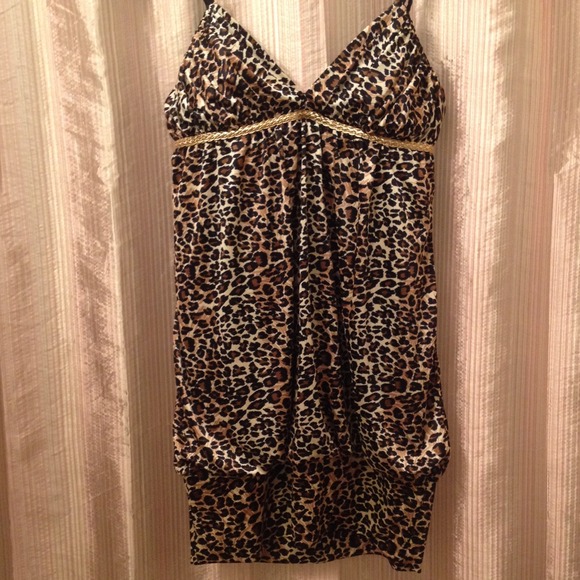 Cheetah print dress - Picture 1 of 4