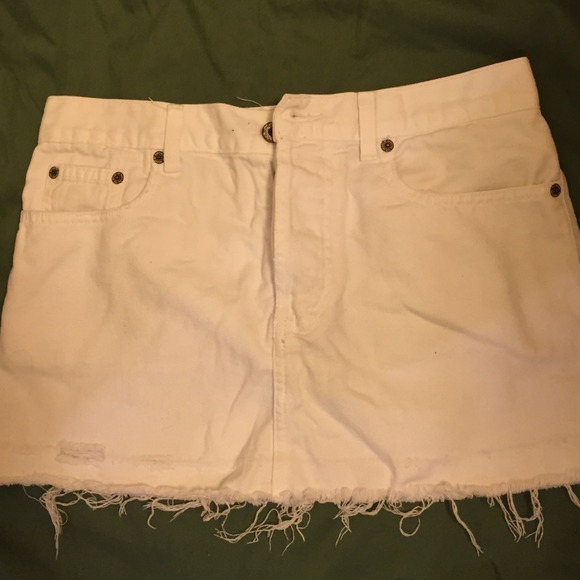 Roxy white skirt