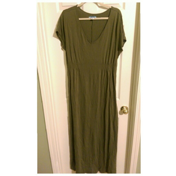 Green Maternity Maxi Dress