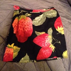 Cute Vintage Strawberries Skirt