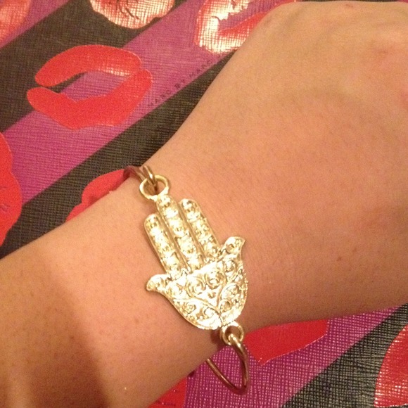 ❌SOLD❌ Hamsa Hand Bangle