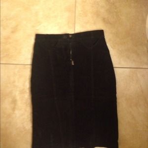🌸Sold🌸Suede skirt 100% leather.