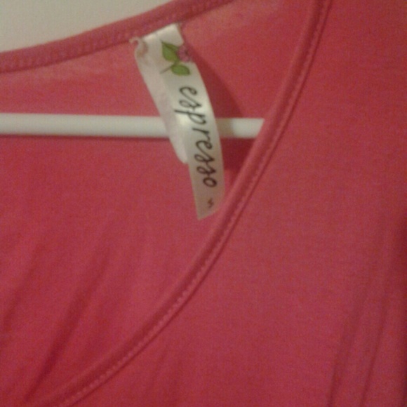 Small coral romper - Picture 3 of 3