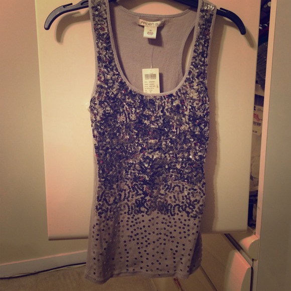NWT Sequin top