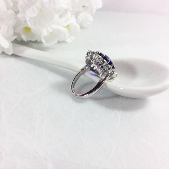 Princess “D” Styled Cocktail Ring - Picture 4 of 4