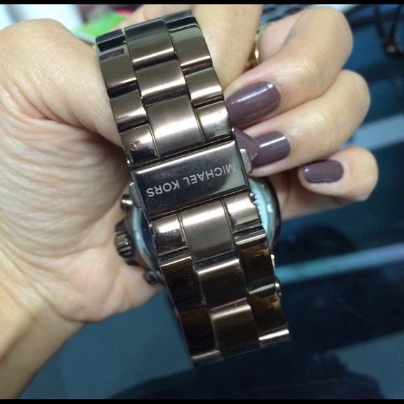 Michael Kors brown watch - Picture 3 of 4
