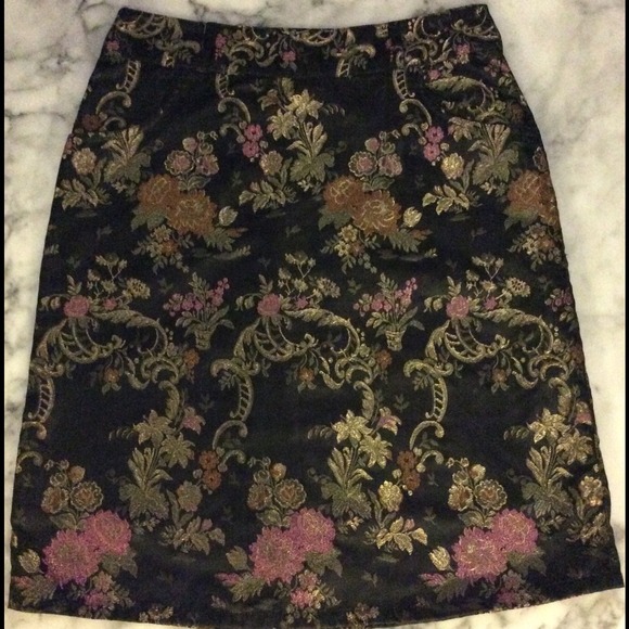 Free People Dresses & Skirts - Beautiful Free People Vintage Floral Skirt, Small
