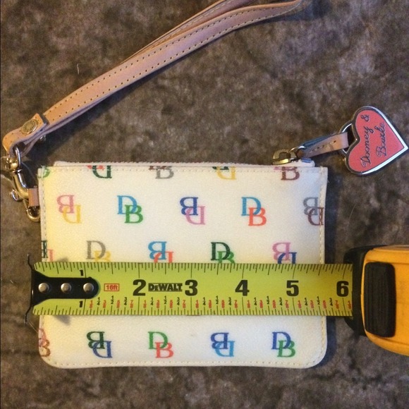 Dooney & Bourke wristlet