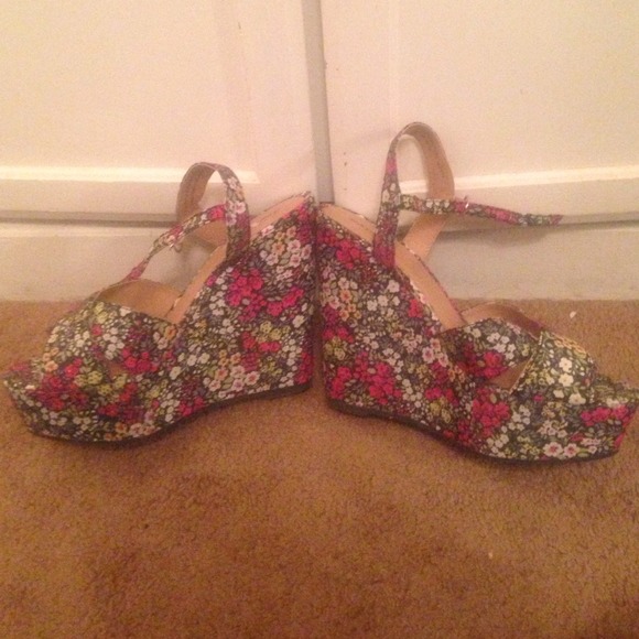 Floral wedges from target