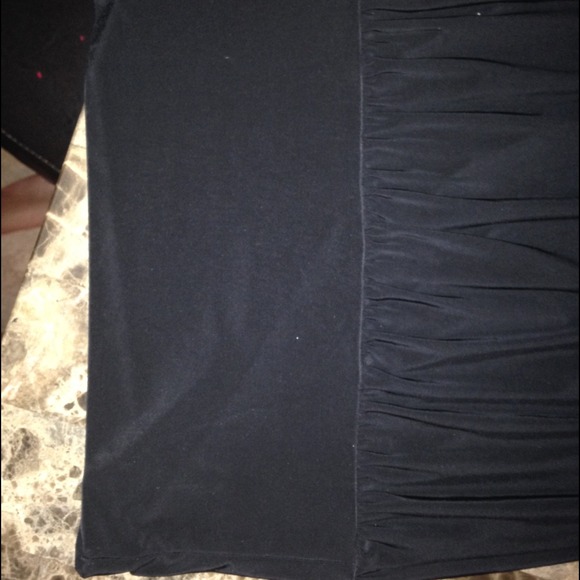 Little black dress - Picture 3 of 3