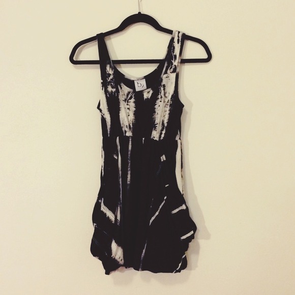 Cute Black Tie Dye Mini Dress - Picture 2 of 4