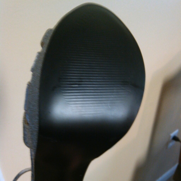 Silver Rhinestone wedges - Picture 3 of 4