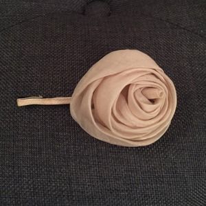 Anthropologie Ivory Rose Hairpin