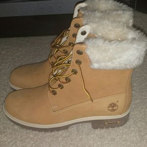Brand new women's timberland