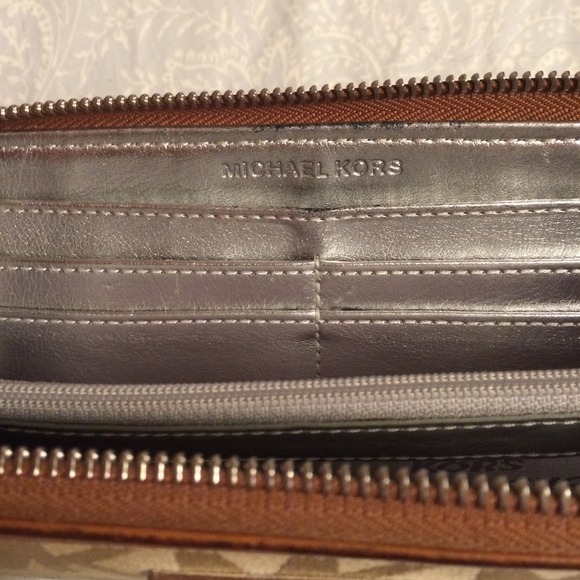 Michael lots wallet - Picture 4 of 4