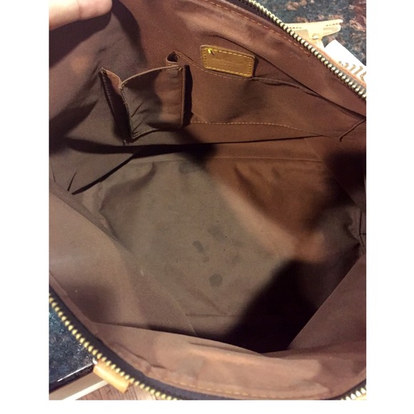 ❌ SOLD ❌ More pictures of Vintage bag :)