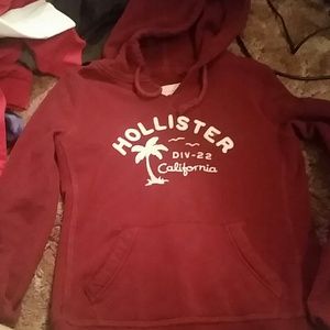 🎈 BUNDLE🎈Small maroon Hollister sweater
