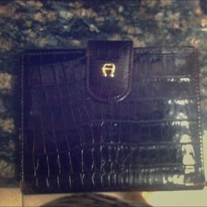 Etienne Aigner vintage leather wallet