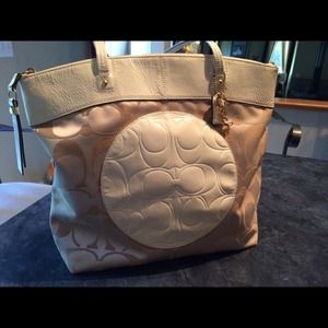 Authentic Coach Winter white large tote