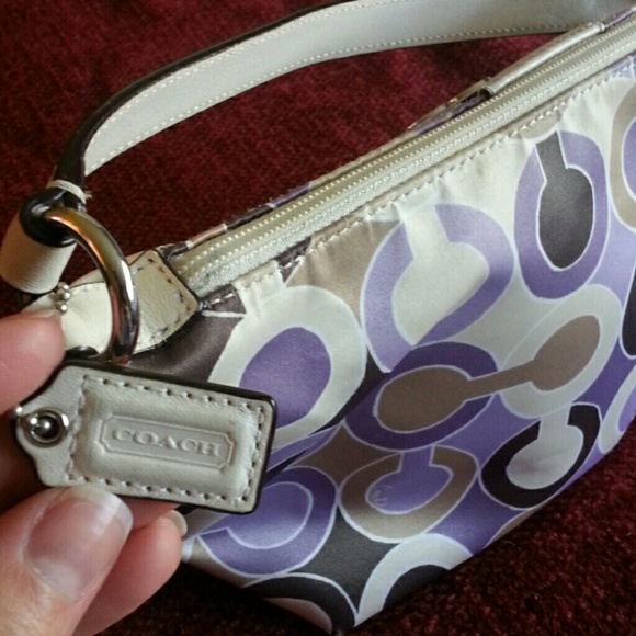 Authentic Coach bag - Picture 3 of 4