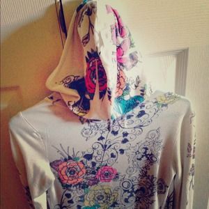 Long sleeve zip sweater
